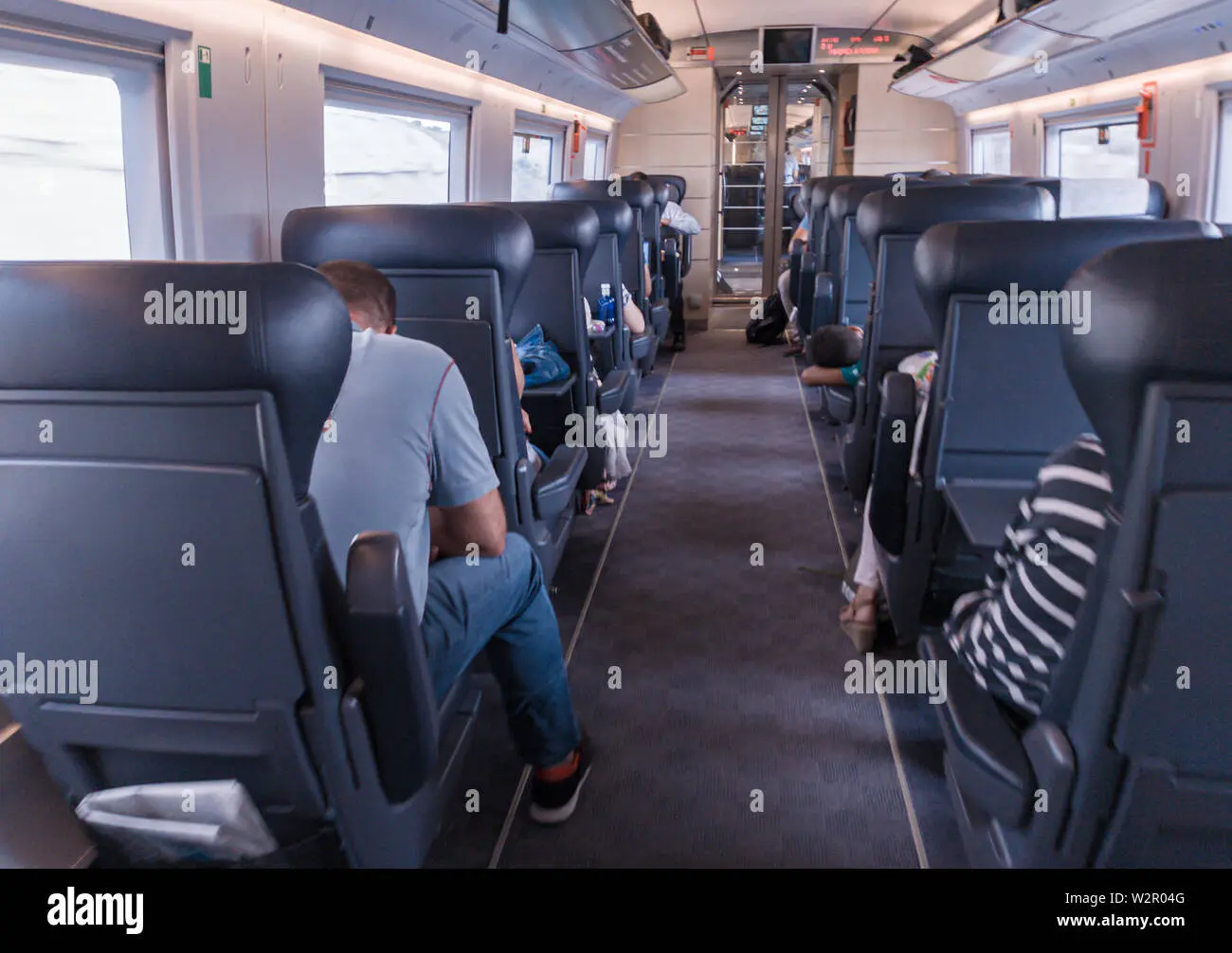 AVE TREN INTERIOR - Cómo elegir asiento en el AVE ave tren interior - Cómo elegir asiento en el AVE