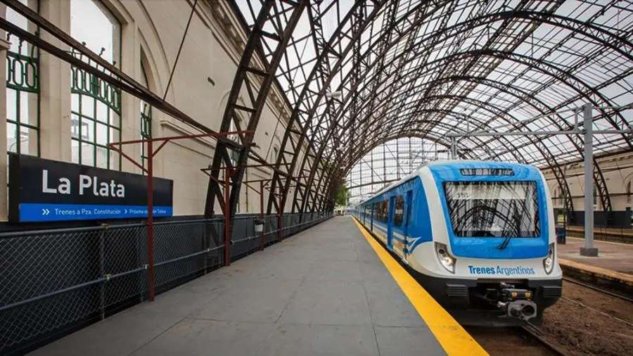 el ferrocarril roca viajan sabados y domingos a la plata - Cómo ir a La Plata desde Capital en tren