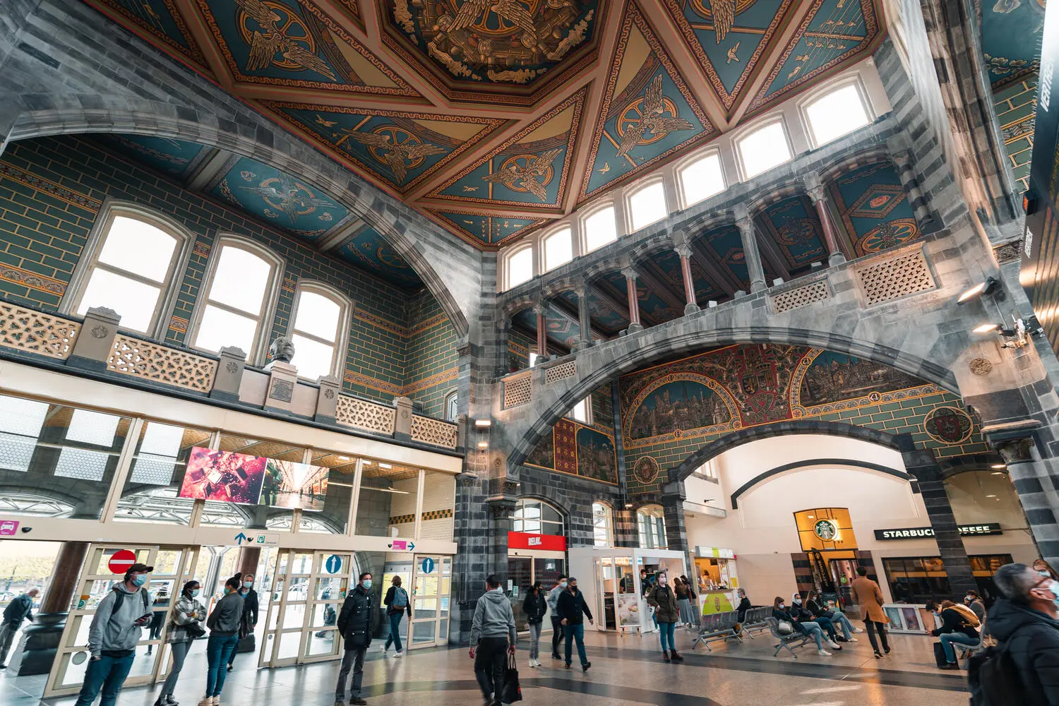 estacion de tren gent sint pieters - Cómo ir de la estación de Gante al centro de la ciudad