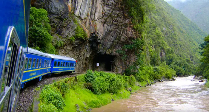tren de aguas calientes a hidroelectrica - Cómo llegar a la Hidroeléctrica de Machu Picchu