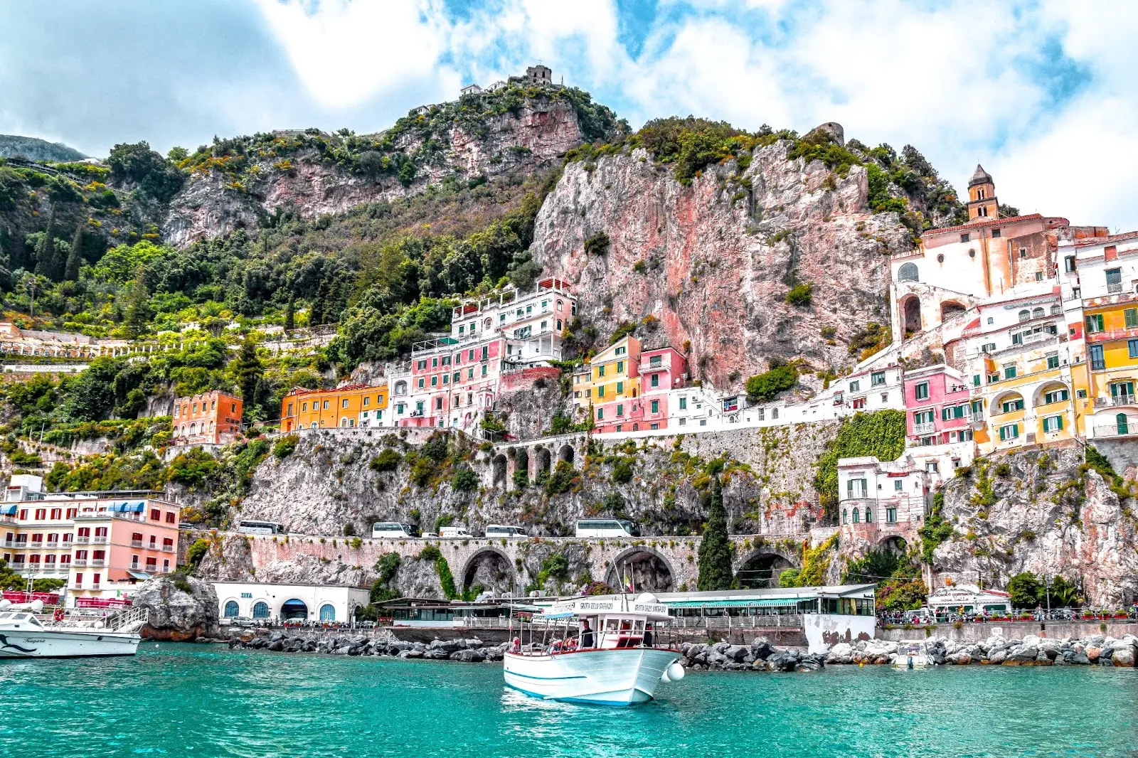 tren costa amalfitana - Cómo moverse en la Costa Amalfitana desde Salerno