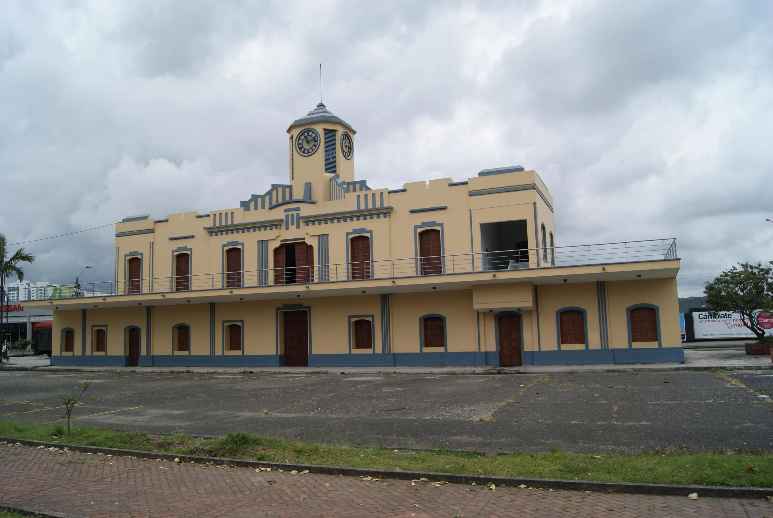 fachadas estacion ferrocarril - Cómo se dice en inglés estación de tren