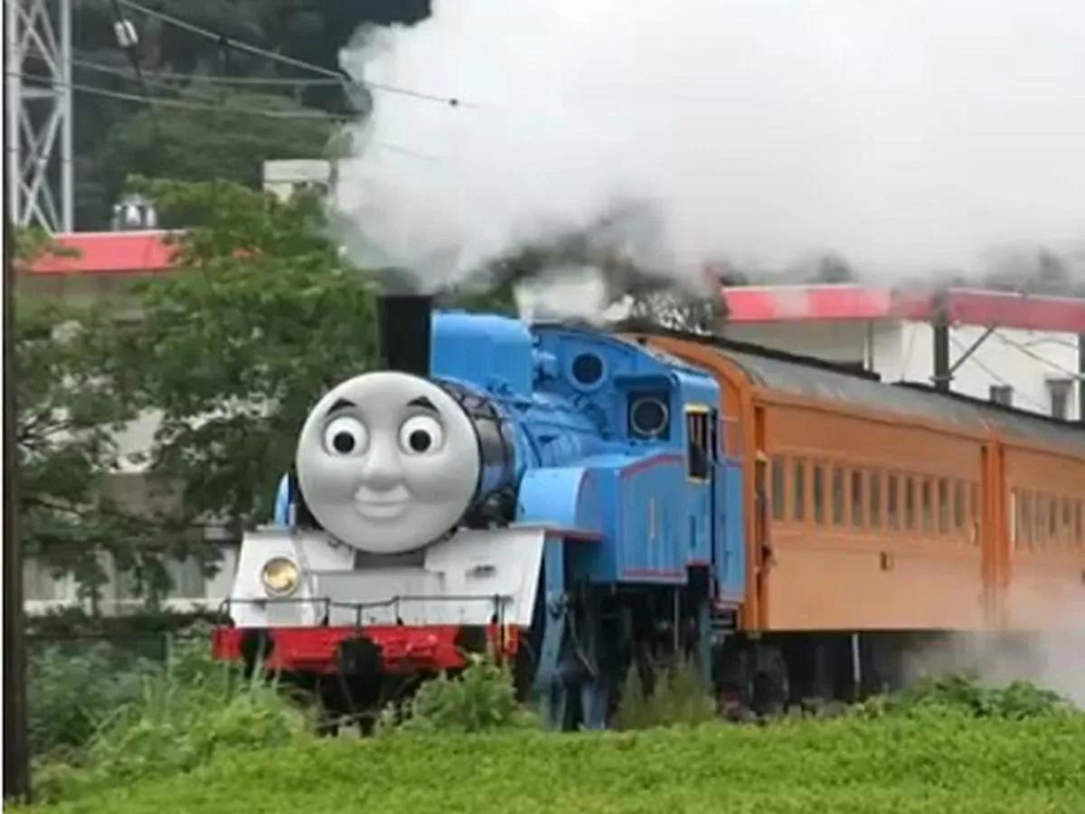 tren con carita - Cómo se escribe tren Thomas