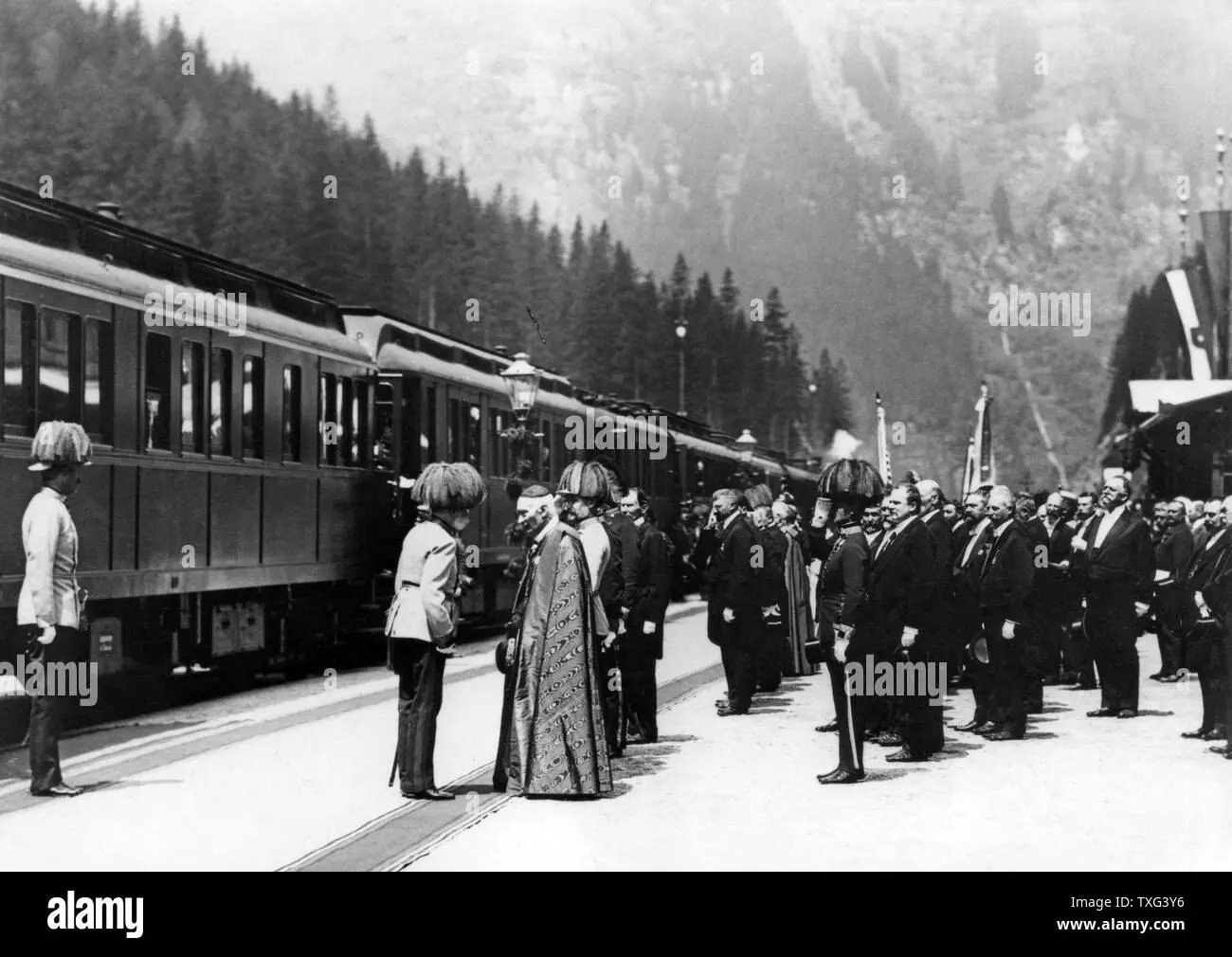 estacion ferrocarril austria siglo xx - Cómo se formó Austria