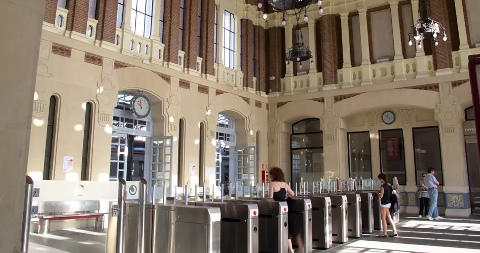 estacion de tren aranjuez - Cómo se llama la estación de tren de Aranjuez