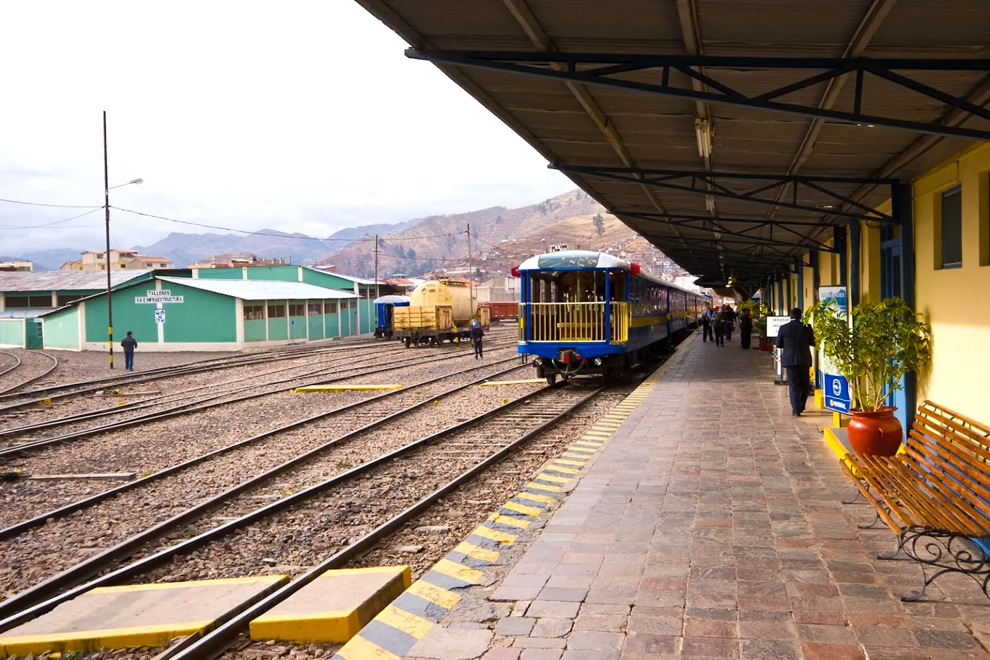 estacion ferrocarril cusco - Cómo se llama la estación de tren de Cusco