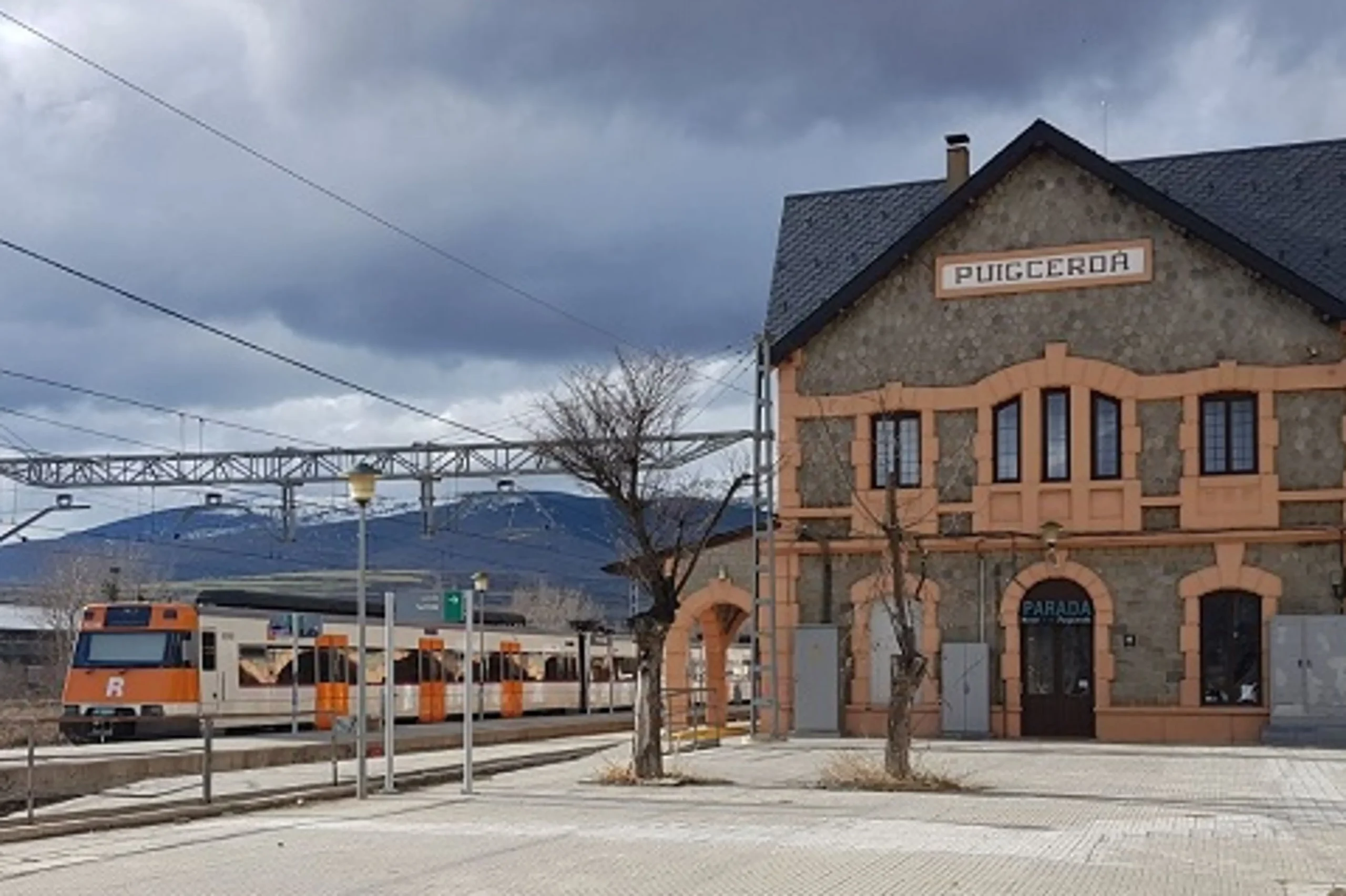 ferrocarril barcelona puigcerdà - Cómo se llaman los trenes de Barcelona