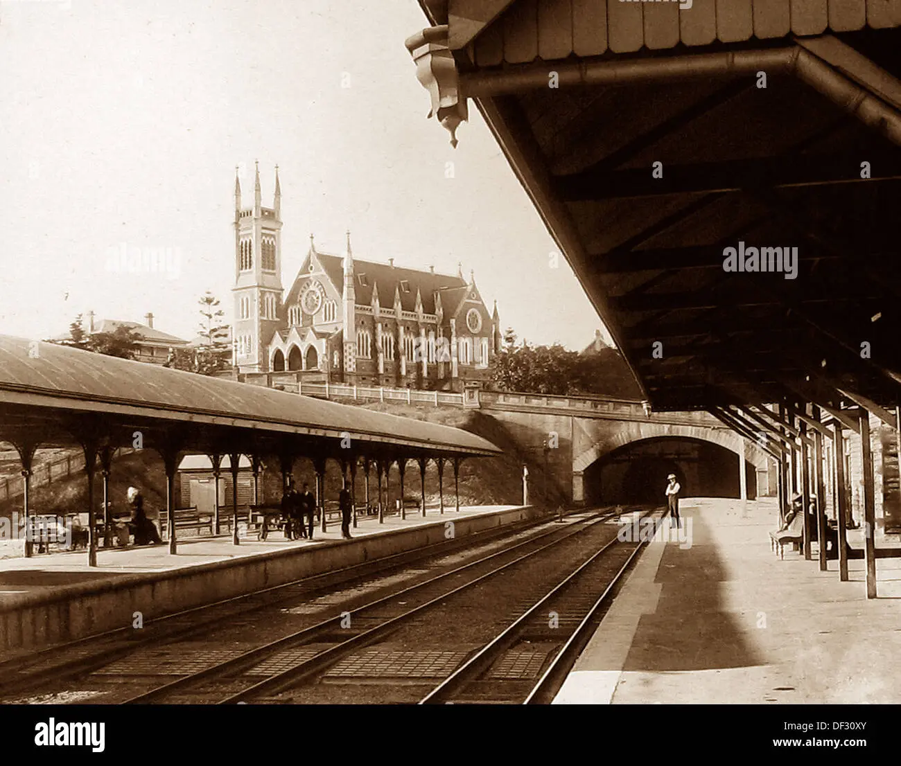 vieja estacion roma de ferrocarril - Cuál es la estación de tren del Vaticano