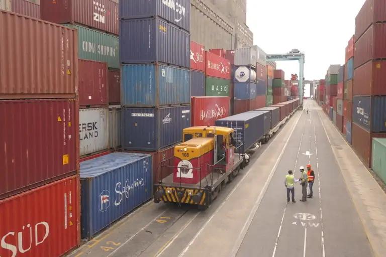 Ferrocarril y puerto en el AMBA: conectando el comercio y el transporte en la región - Cuál es la importancia del puerto de Buenos Aires ferrocarril y puerto en el amba - Cuál es la importancia del puerto de Buenos Aires