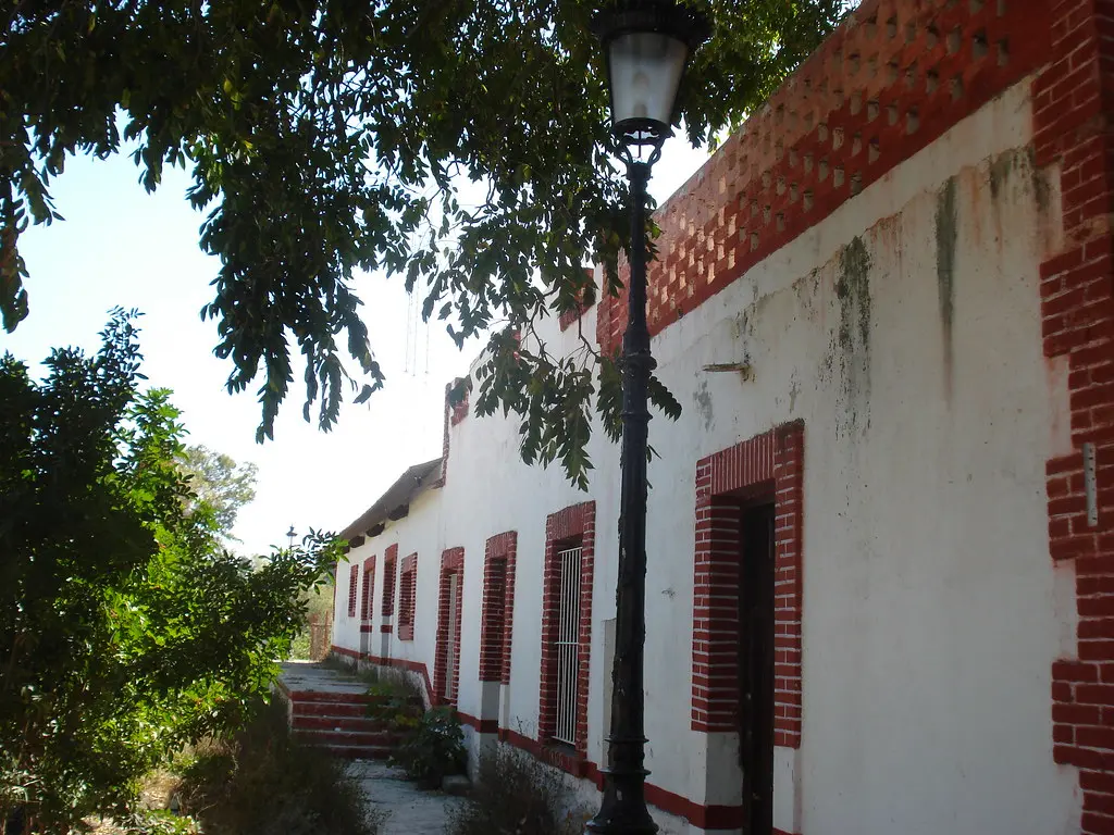 estacion de ferrocarril de perez - Cuándo se fundó Pérez