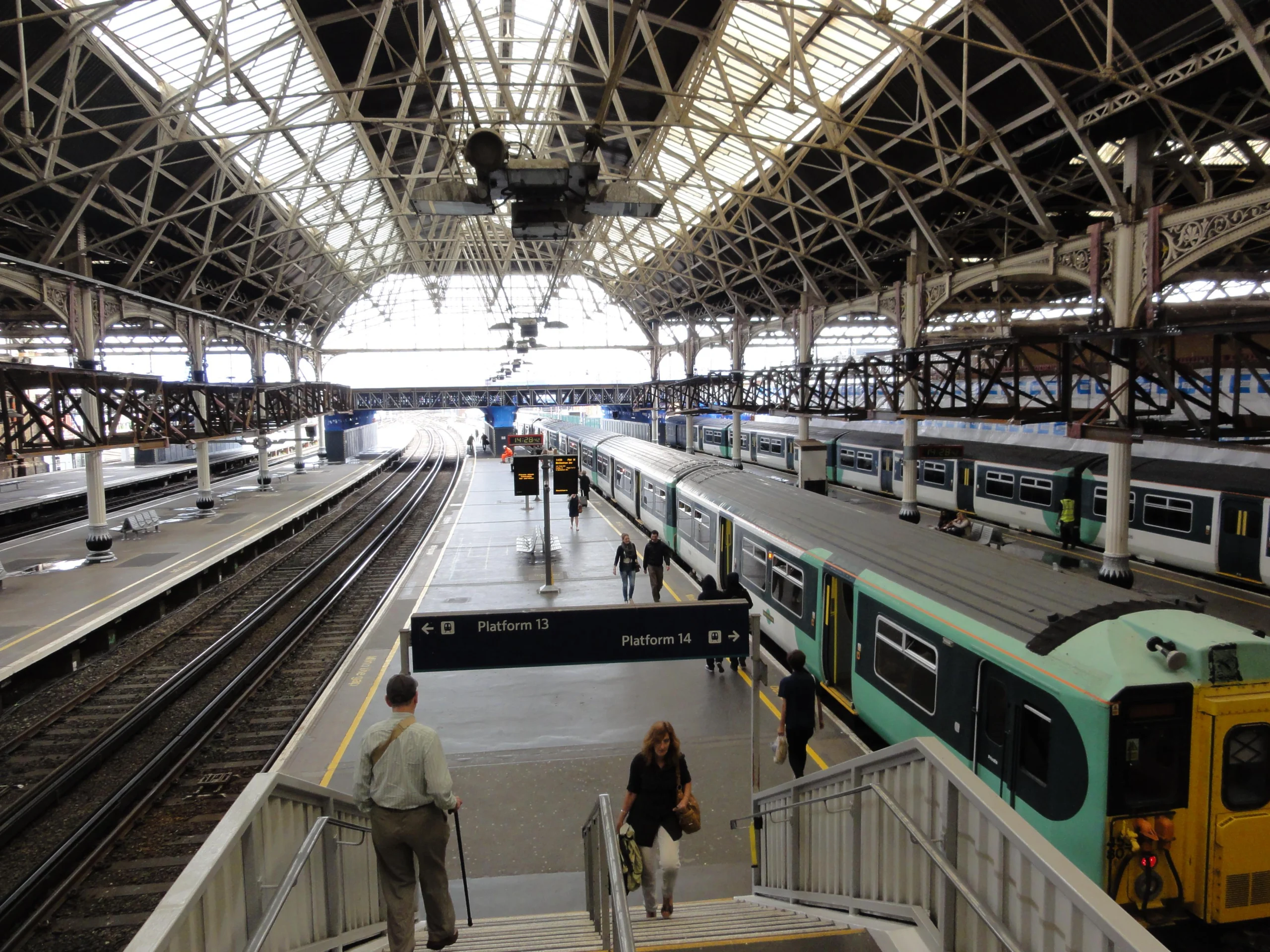 estaciones de tren en londres - Cuántas estaciones hay en Londres