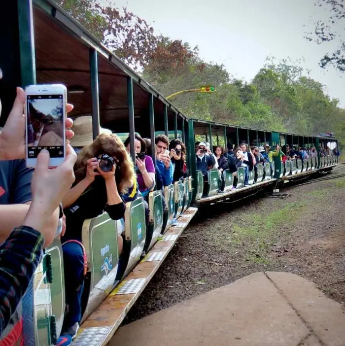 Buenos Aires a las Cataratas del Iguazú en tren: Una experiencia única - Cuántas horas son de Buenos Aires a las Cataratas del Iguazú en avion buenos aires iguazu tren - Cuántas horas son de Buenos Aires a las Cataratas del Iguazú en avion
