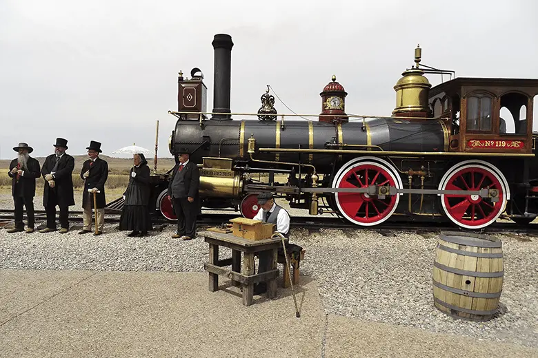 ah hora termina de trabajar los de pieza de ferrocarril - Cuántas horas trabaja un maquinista de tren en Argentina