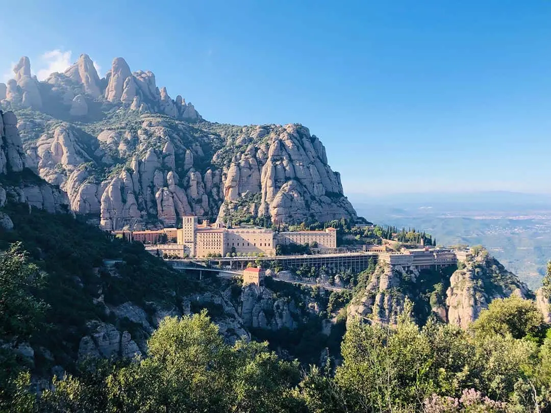como ir a montserrat desde barcelona en ferrocarril - Cuánto cuesta el funicular de Montserrat