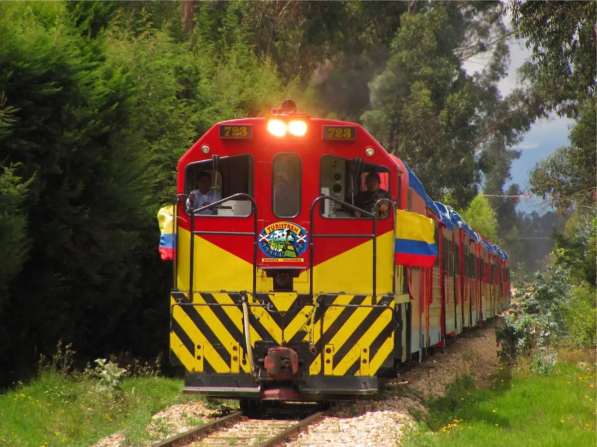 tren turistico de la sabana - Cuánto cuesta el pasaje en tren a Nemocón