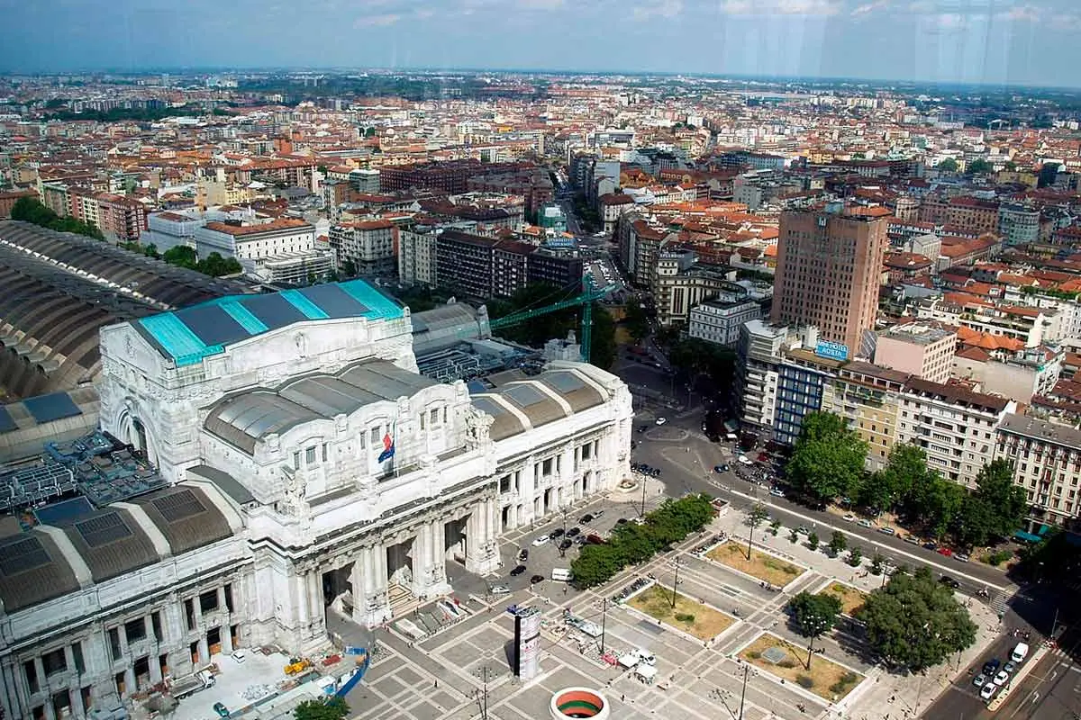 distancia entre estacion milan centrale ferrocarril y duomo milan - Cuánto cuesta entrar al Duomo de Milán