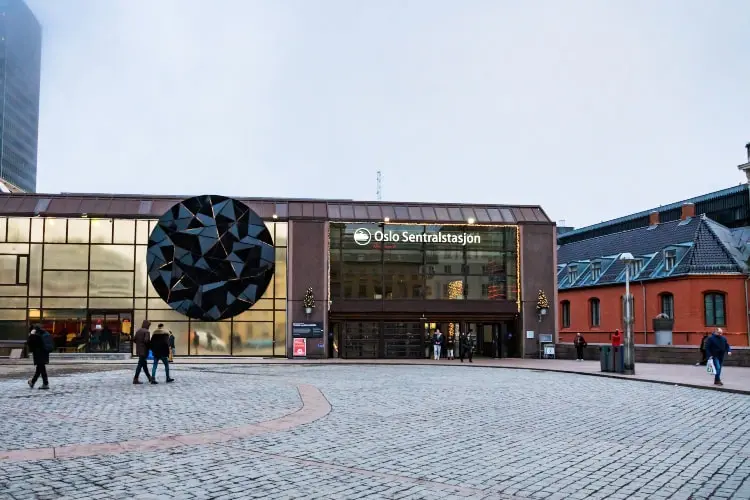 estacion de tren oslo - Cuánto cuesta un billete de metro en Oslo