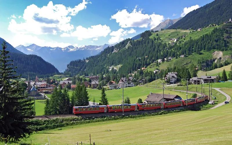 pie del monte italia ferrocarril - Cuánto cuesta viajar en el Bernina Express
