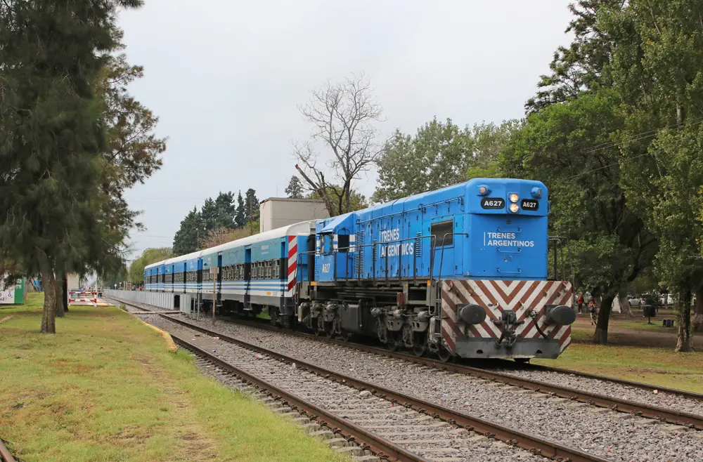 emd la grange ferrocarriles argentinos - Cuánto pesa una locomotora argentina