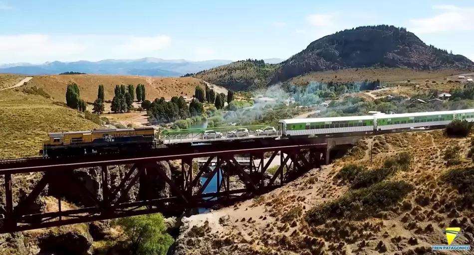 tren a bariloche con auto - Cuánto se gasta para ir a Bariloche en auto