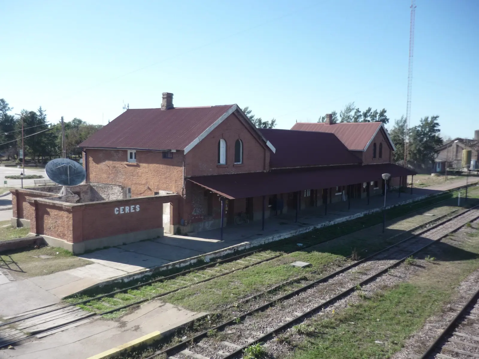 Ciudad de Cervantes Río Negro: Estación del Ferrocarril - Cuántos habitantes hay en Cervantes Río Negro ciudad de cervantes rio negro estacion del ferrocarril - Cuántos habitantes hay en Cervantes Río Negro