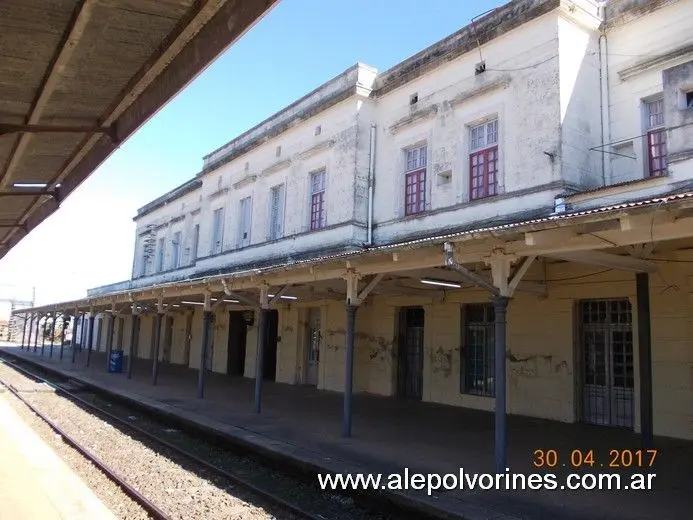casa vieja central de ferrocarril concordia - Cuántos habitantes hay en la ciudad de Concordia