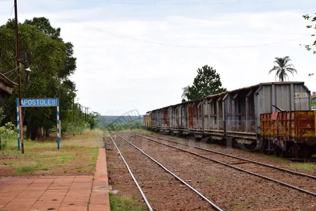 apostoles misiones ferrocarril - Cuántos habitantes tiene apostoles 2023