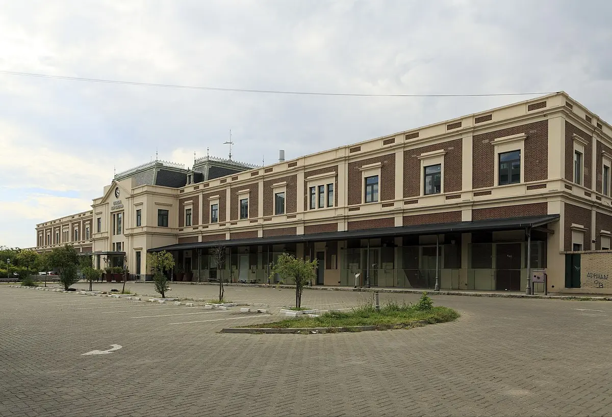 plaza del ferroviario barrio alta cordoba - Cuántos habitantes tiene el barrio Alta Córdoba