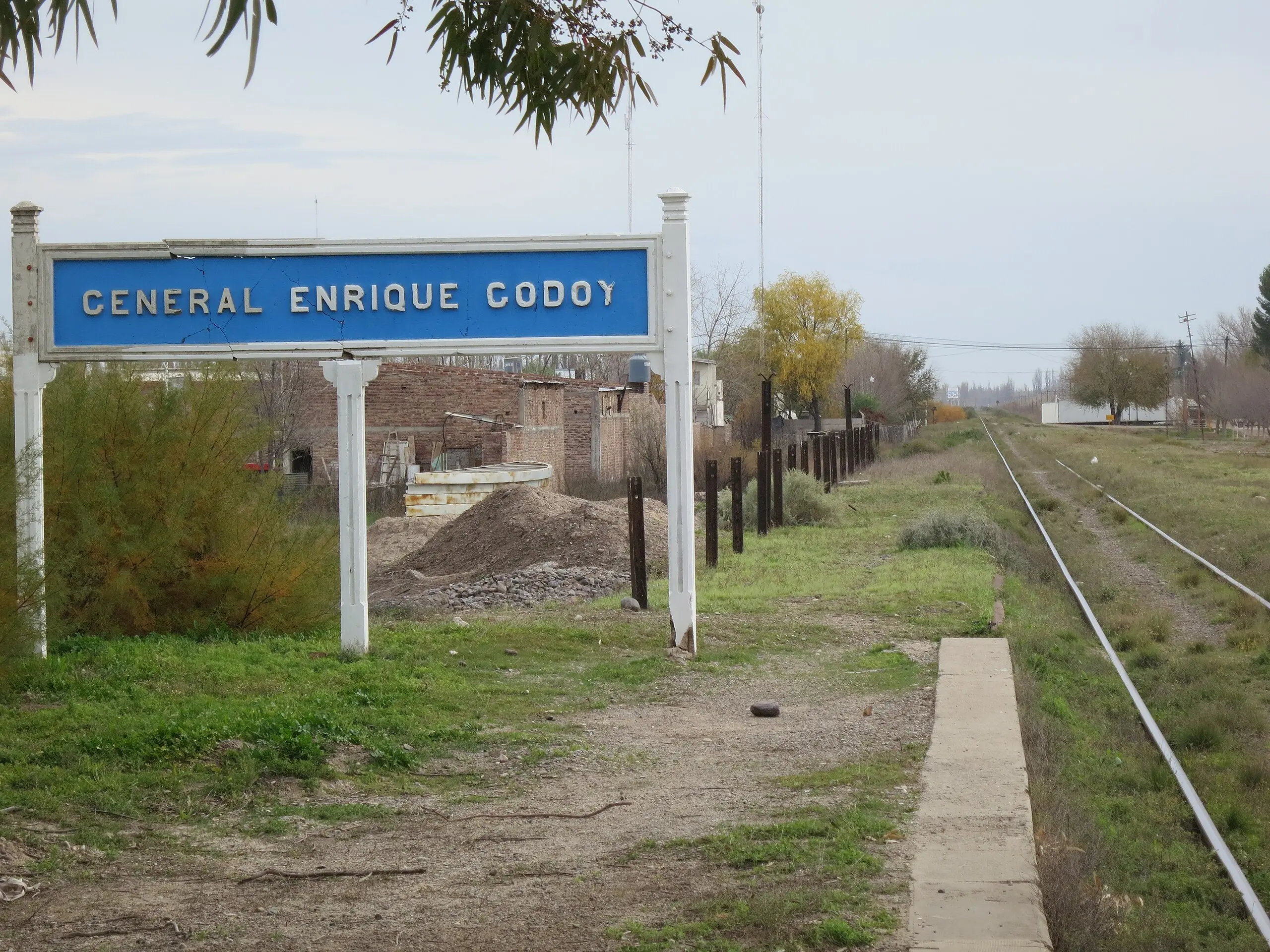 estacion de ferrocarril godoy rio negro - Cuántos habitantes tiene General Enrique Godoy Río Negro