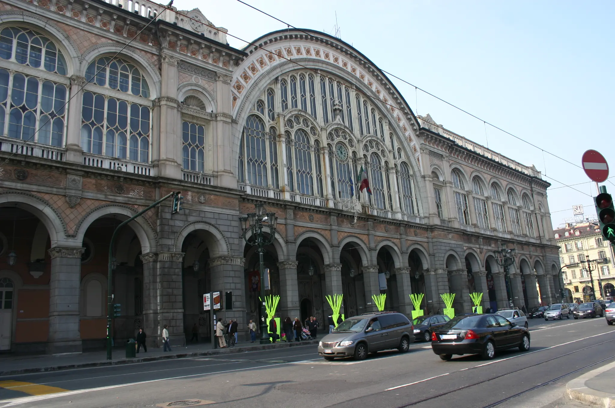 turin estacion de tren - Cuántos habitantes tiene Turín 2023