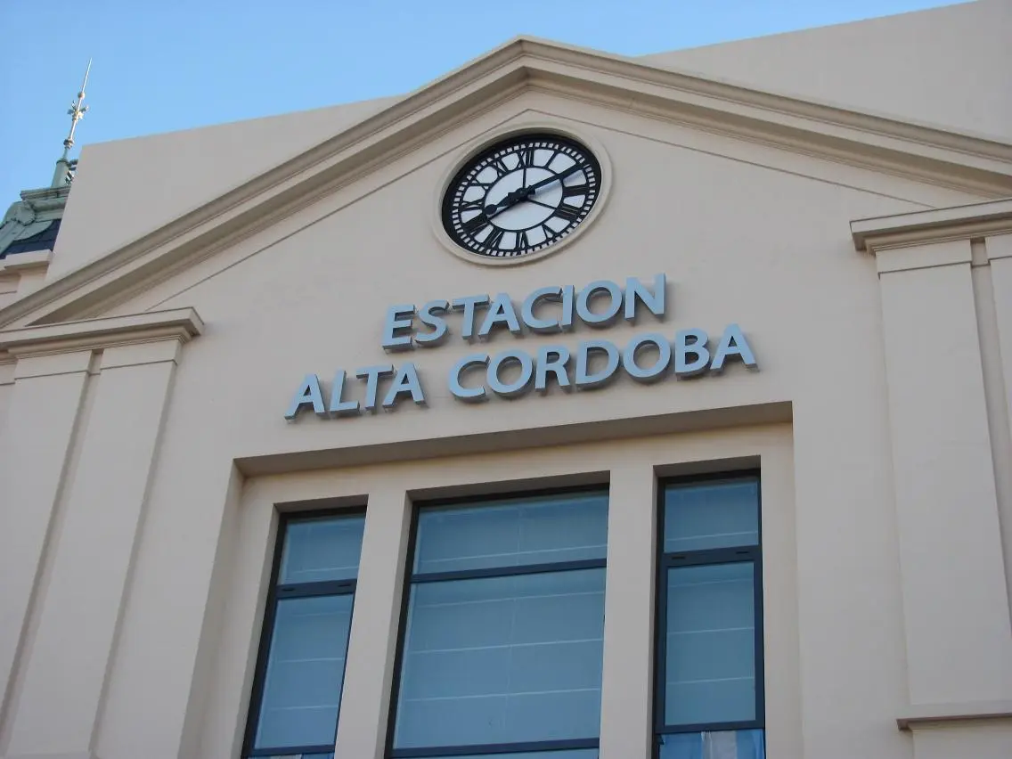 alta córdoba estación de ferrocarril renaper - Dónde hacer el Pasaporte Express en Córdoba