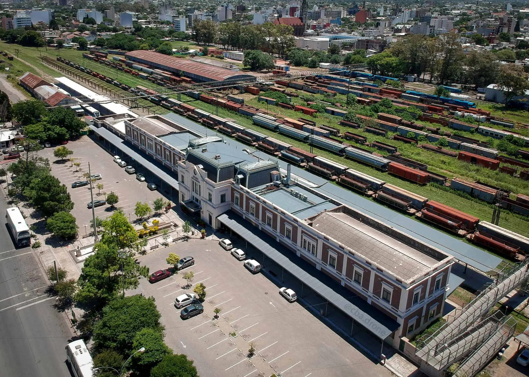 DNI en frente del ferrocarril Córdoba - Dónde me puedo hacer el DNI rápido dni en frente del ferrocarril cordoba - Dónde me puedo hacer el DNI rápido