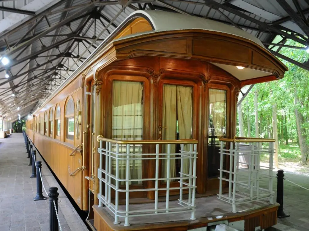 tren presidencial peronismo museo ferroviario avellaneda - Dónde se encuentra el tren presidencial