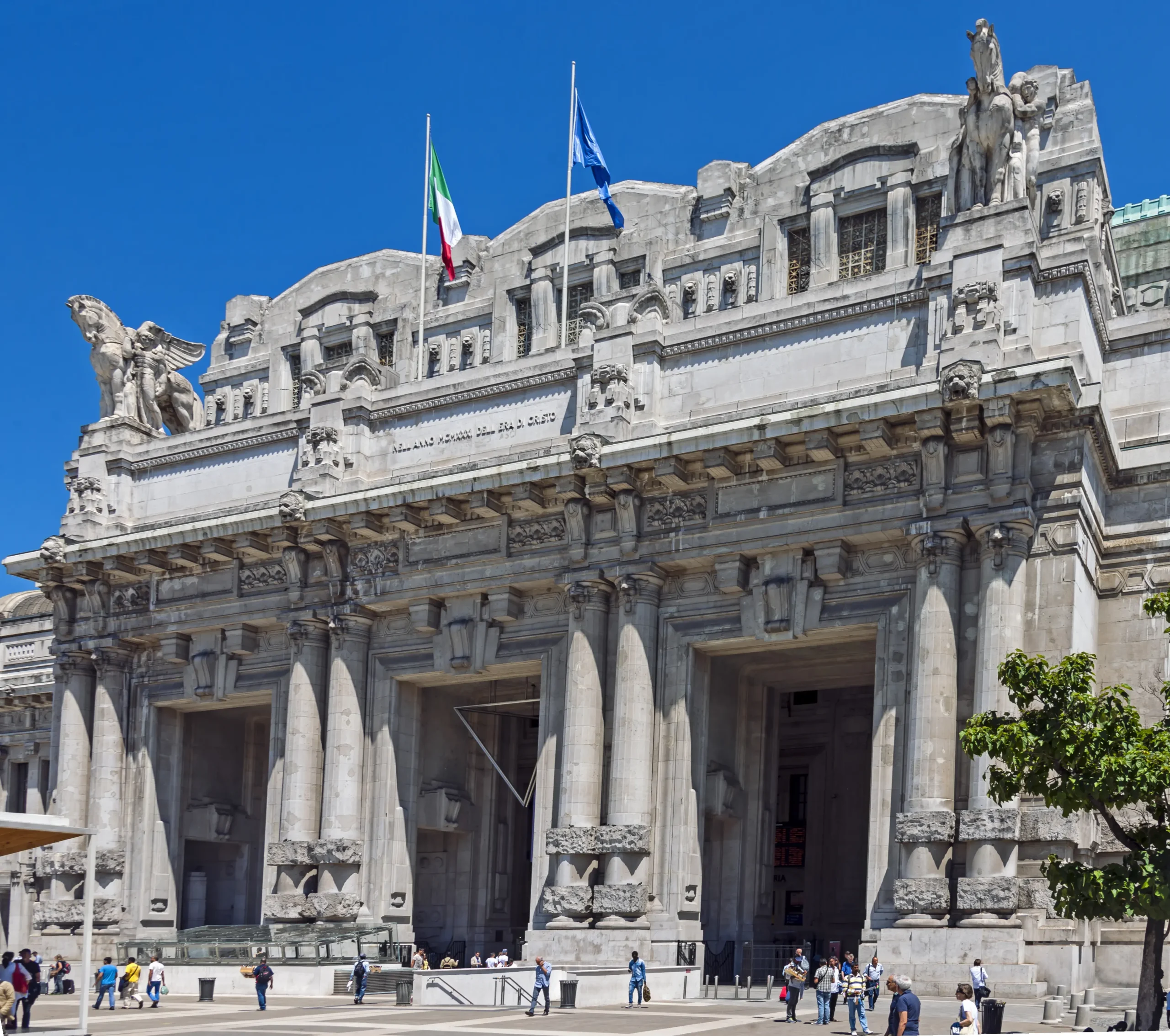 distancia entre estacion milan centrale ferrocarril y duomo milan - Dónde se toma el tren en Milán