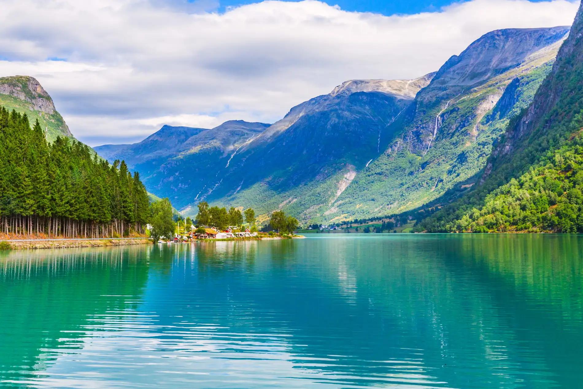 noruega en tren y barco - Qué ciudad ir para ver los fiordos noruegos