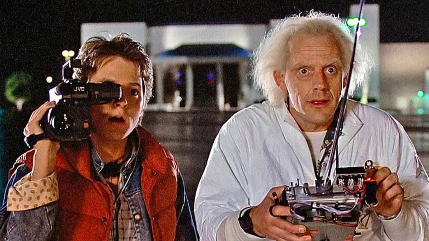 el tren de volver al futuro - Qué día Marty McFly viaja al futuro