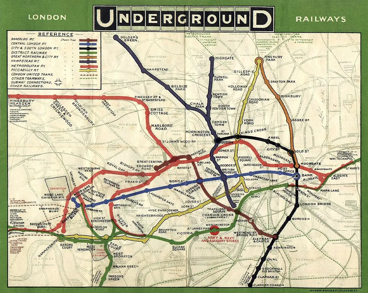 ferrocarril siglo xix londres charing cross - Qué empresa hizo el metro de Londres