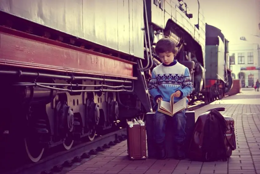 puede viajar un menor solo en tren - Qué es servicio de menor no acompañado