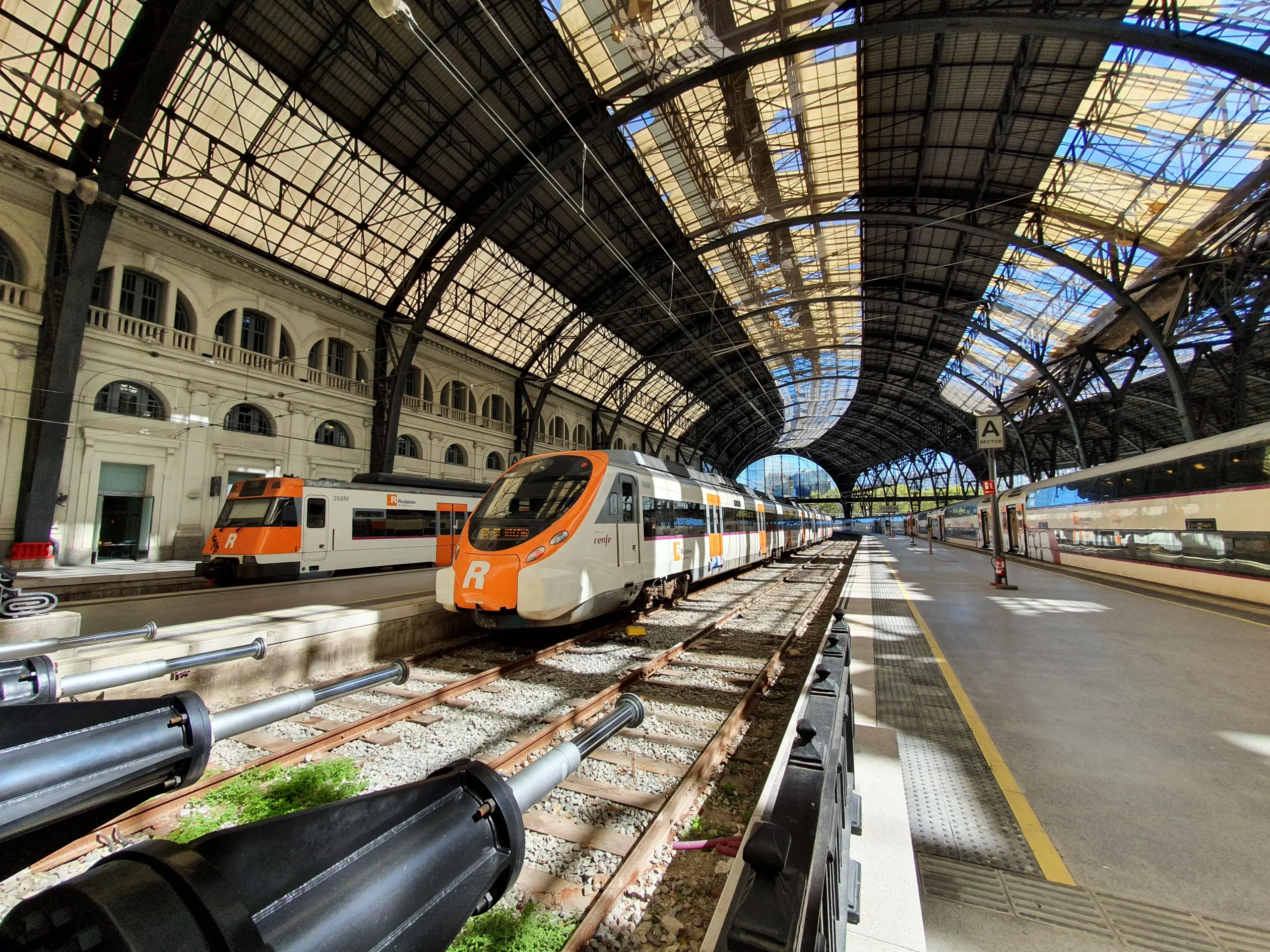 abonos ferrocarriles catalanes - Qué es un billete de tren integrado