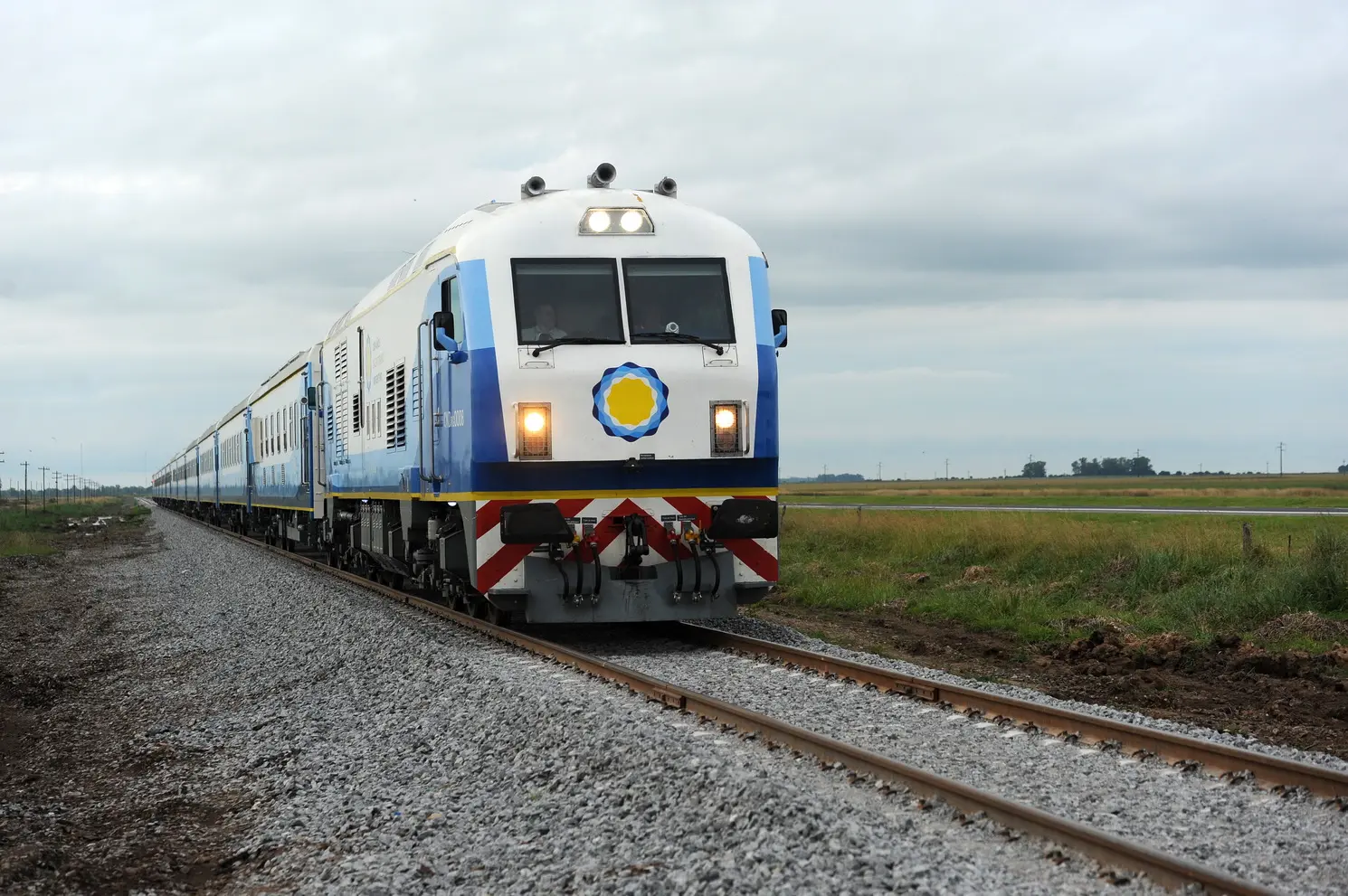 linea de ferrocarril a mar delplataa - Qué línea de ferrocarril va a Mar del Plata