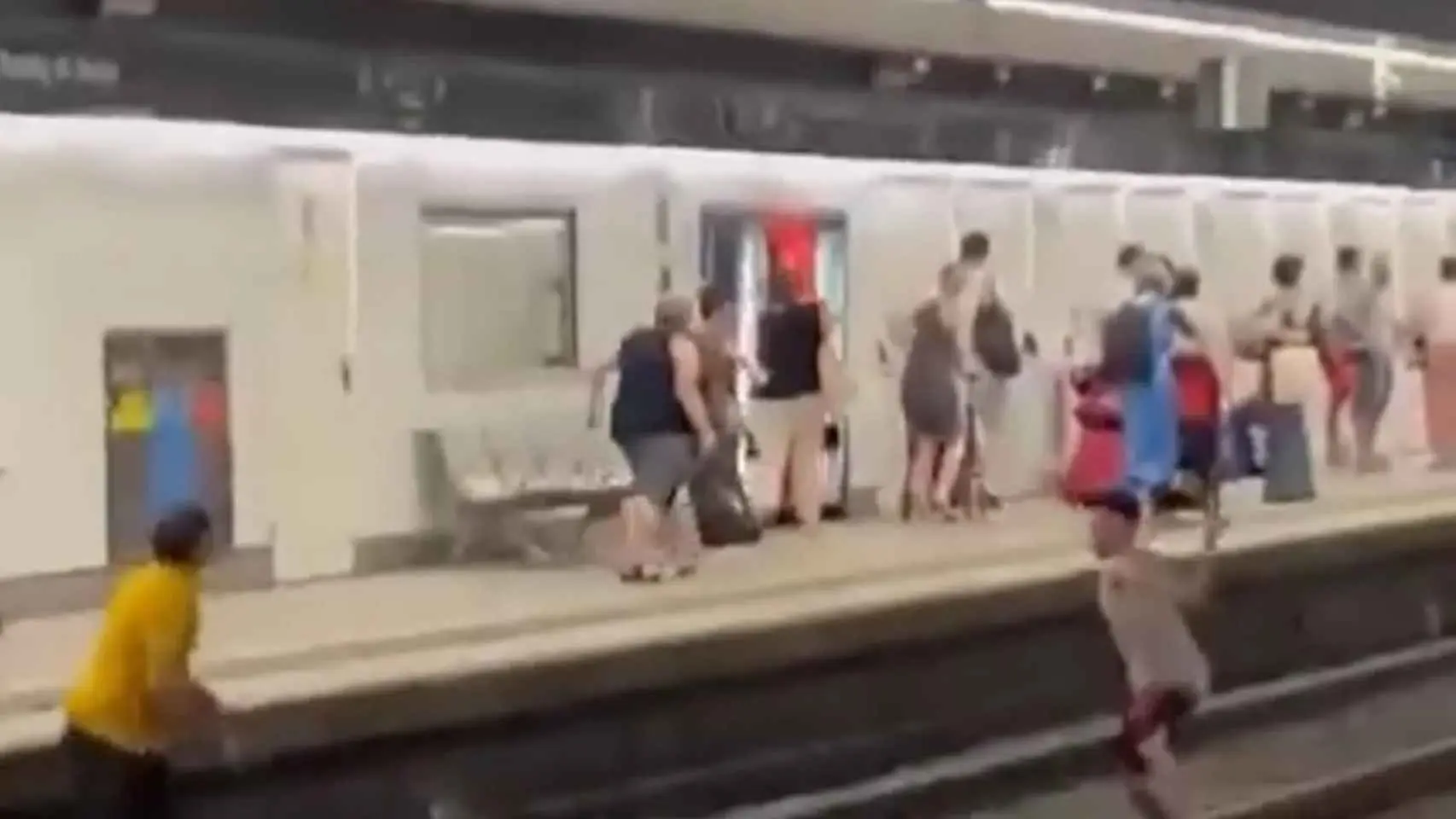 pelea en ferrocarril - Qué pasó con el tren de la alegría en Mar del Plata