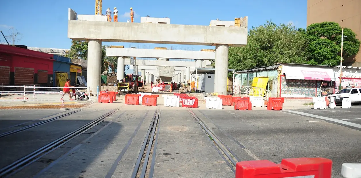 Qué ferrocarril pasa por Corrientes y Dorrego - Qué subte me deja en Dorrego que ferrocarril pasa por corrientes y dorrego - Qué subte me deja en Dorrego