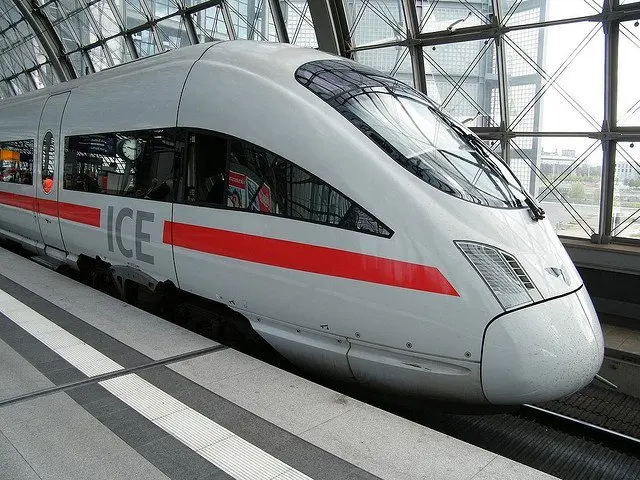 distancia de londres a alemania en tren - Qué tan cerca está Alemania de Inglaterra