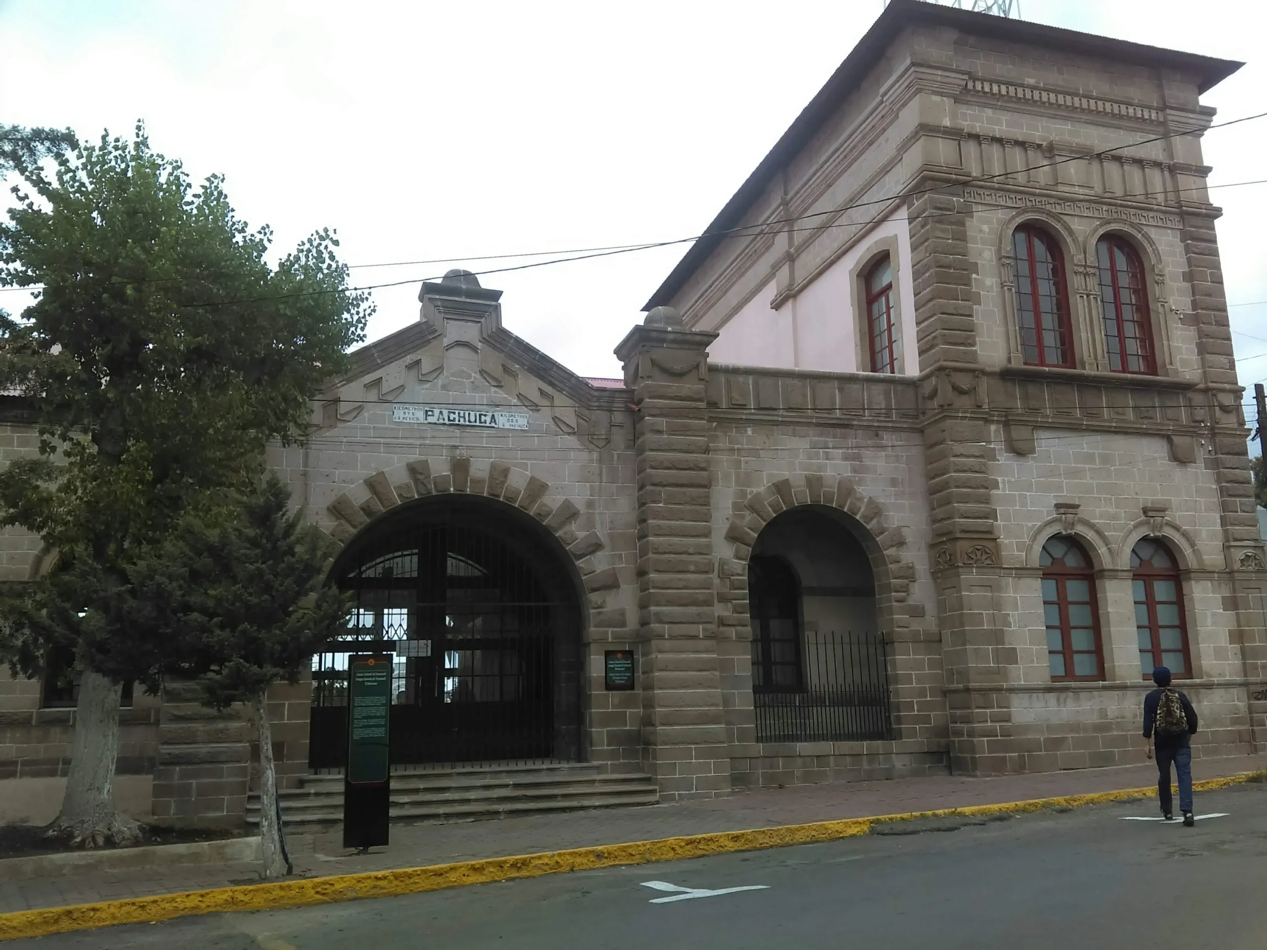 Estación de Ferrocarril como Centro Cultural: Un Espacio de Encuentro y Cultura - Que tiene un centro cultural estación de ferrocarril como centro cultural - Que tiene un centro cultural