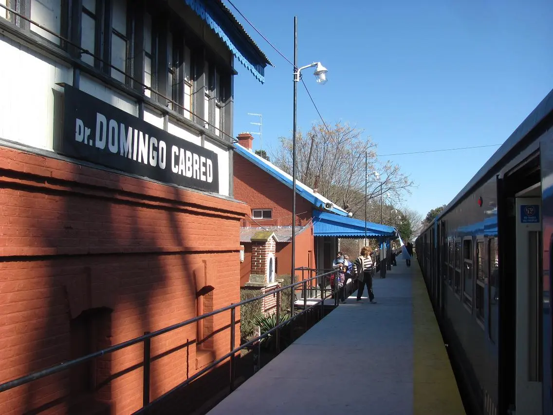 cuantos de kilometros tiene el ferrocarril open door - Qué tren llega a Open Door