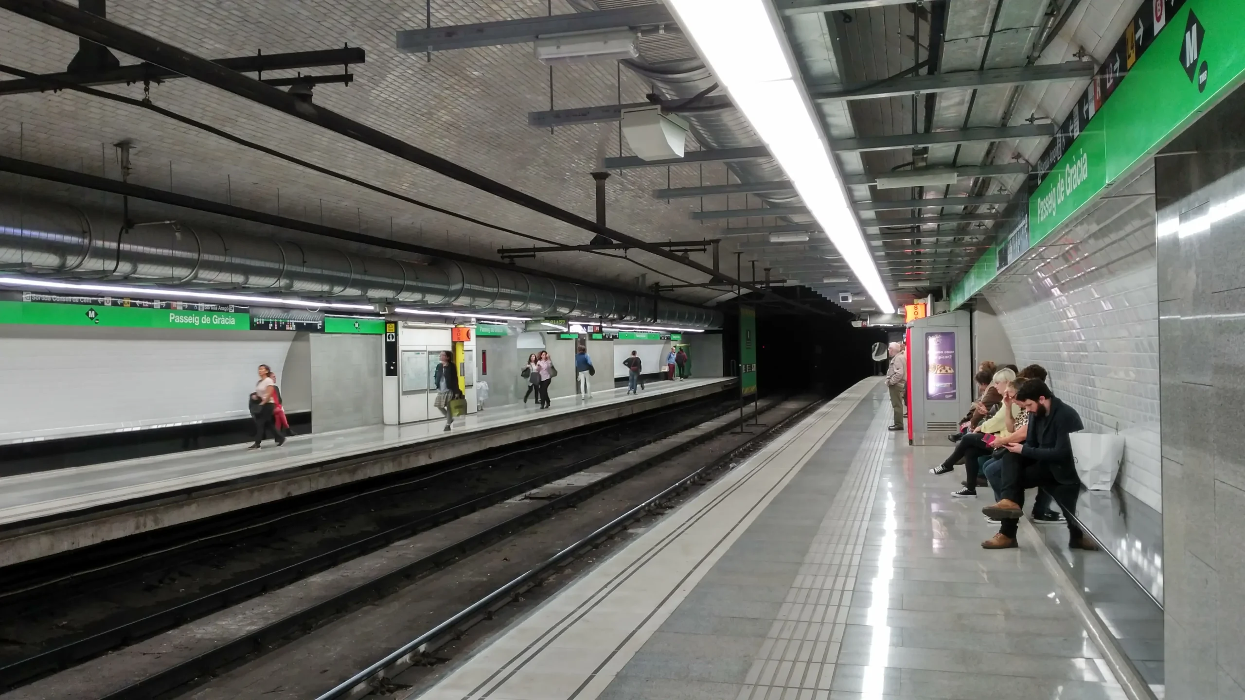 estación de tren passeig de gracia barcelona - Qué tren pasa por Paseo de Gracia