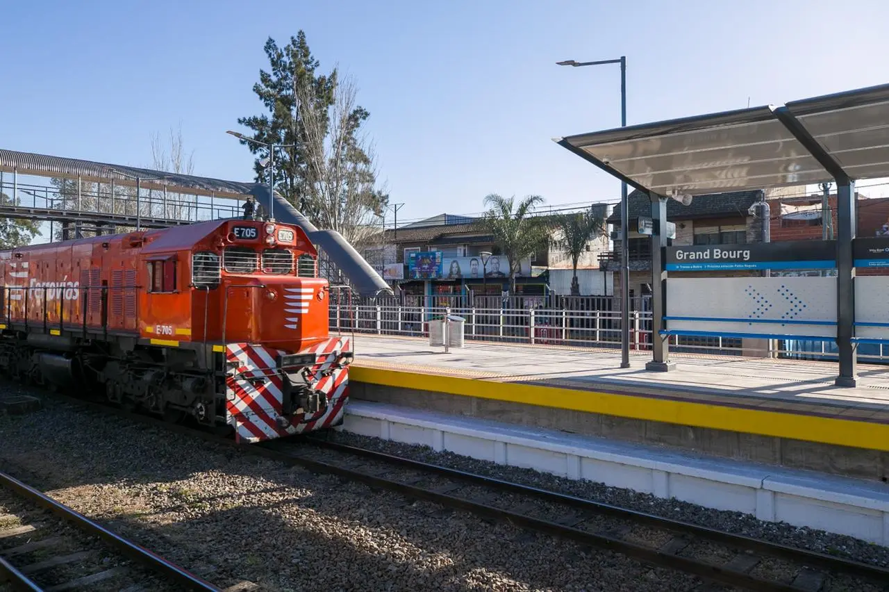 AABE Ferrocarril Belgrano Norte: Locales de Grand Bourg - Qué tren pasa por Villa Rosa aabe ferrocarril belgrago norte locales de grand bourg - Qué tren pasa por Villa Rosa