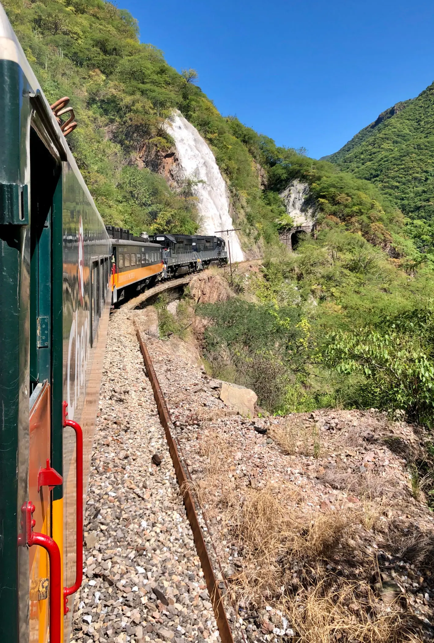 Pueblos con tren en el sur de la provincia de Buenos Aires - Qué visitar en el sur de la provincia de Buenos Aires pueblos con tren - Qué visitar en el sur de la provincia de Buenos Aires