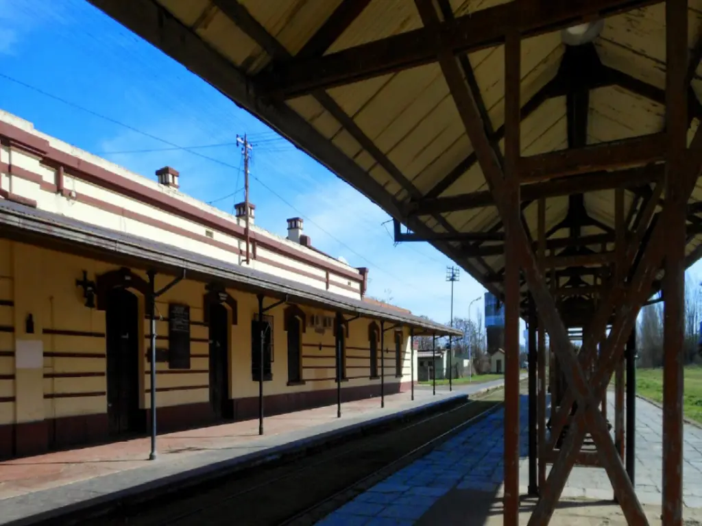 los toldos ferrocarril - Quién nació en Los Toldos